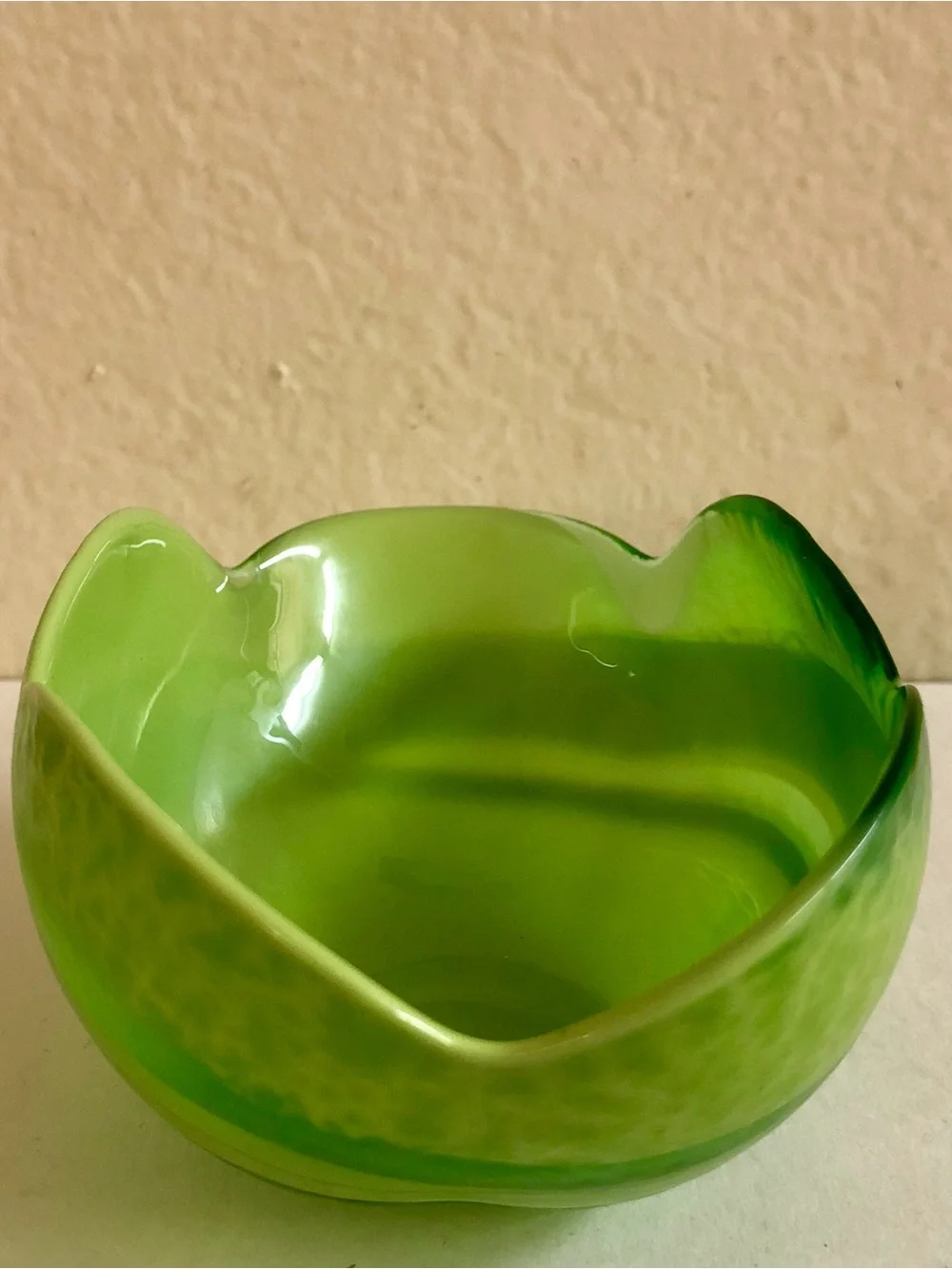 Crate &Barrel Lime Green Scalloped Handblown Glass Bowl Italy